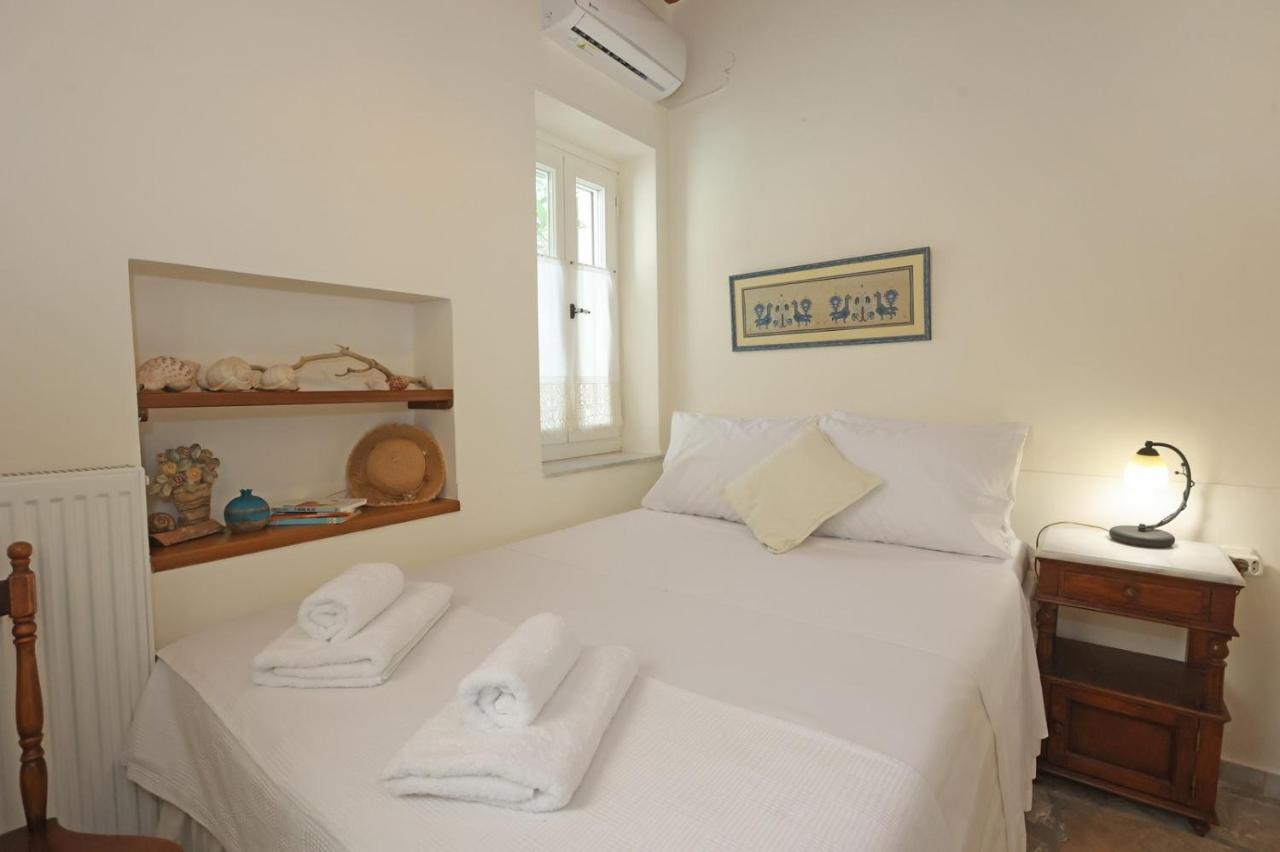 Babina'S Place-Traditional House In Ermoúpoli Extérieur photo