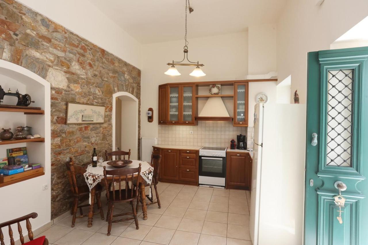 Babina'S Place-Traditional House In Ermoúpoli Extérieur photo
